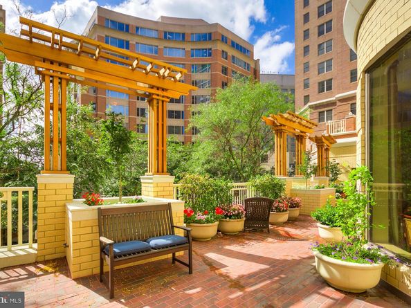 900 N Taylor Street 1007, Arlington VA 22203
