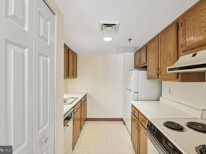 900 N Taylor Street 1007, Arlington VA 22203