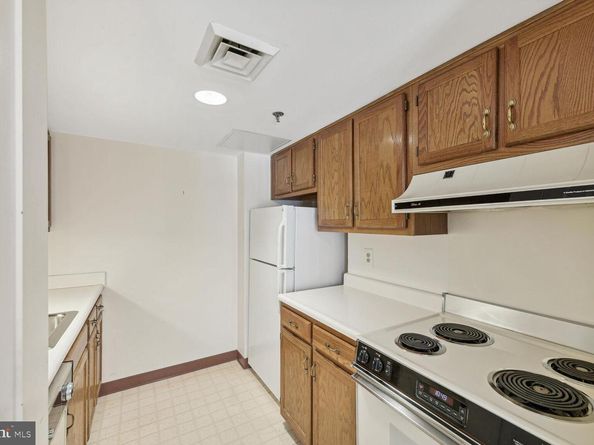 900 N Taylor Street 1007, Arlington VA 22203