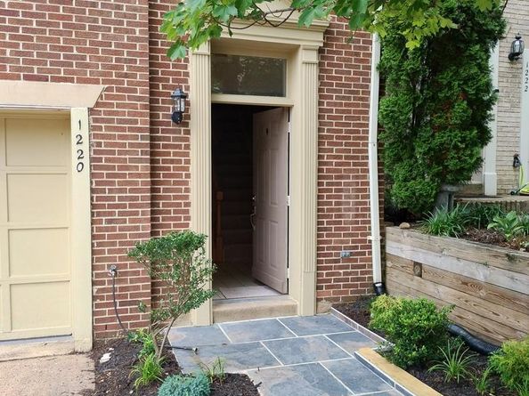 1220 Quaker Hill Drive, Alexandria VA 22314