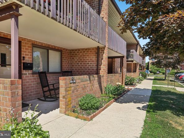 20102 Delaire Landing Road 102, Philadelphia PA 19114