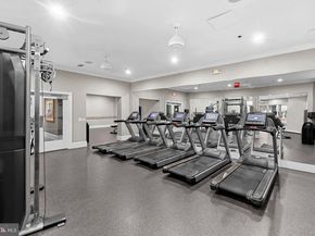 1521 Spring Gate Drive 10406, Mclean VA 22102