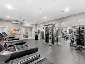 1521 Spring Gate Drive 10406, Mclean VA 22102