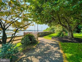 17205 Delaire Landing Road 205, Philadelphia PA 19114