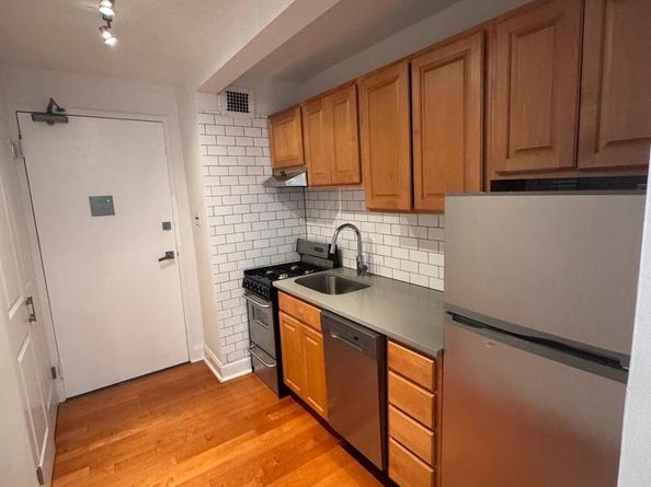 1810 Rittenhouse Square 313, Philadelphia PA 19103