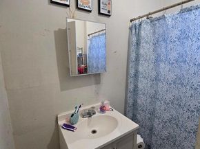 2242 W Huntingdon Street, Philadelphia PA 19132