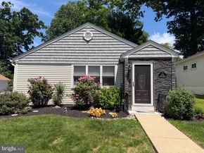 2131 Curtis Avenue, Abington PA 19001