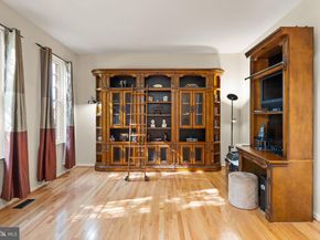 21244 Bullrush Place, Sterling VA 20164