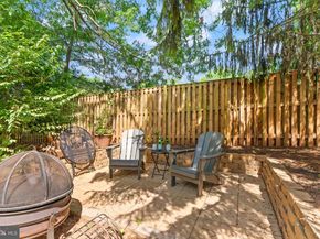 21244 Bullrush Place, Sterling VA 20164
