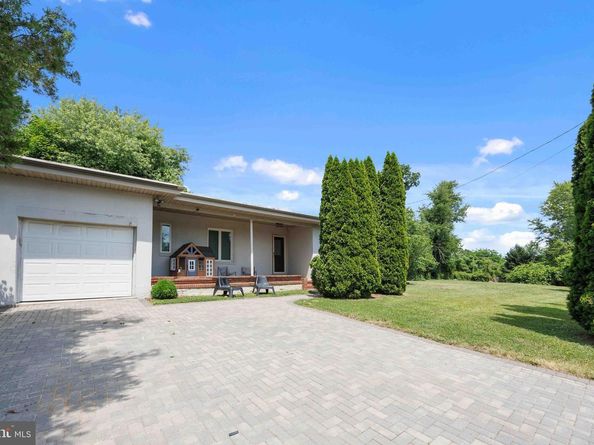 212 Skyline Drive, Feasterville Trevose PA 19053