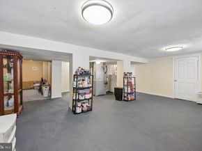 6607 N 7TH Street, Philadelphia PA 19126