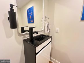 4735 Sheldon Street, Philadelphia PA 19127