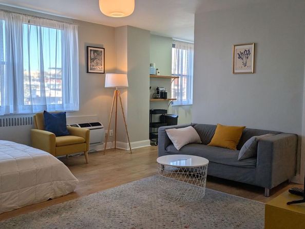 2601 Pennsylvania Avenue 403, Philadelphia PA 19130