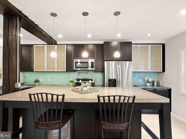 3603 Gunston Road, Alexandria VA 22302