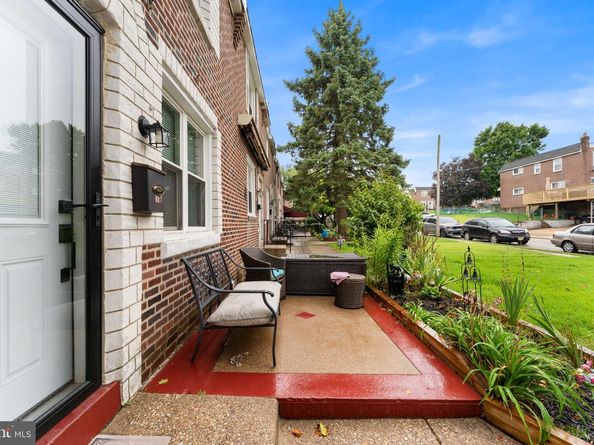 417 Seven Oaks Drive, Clifton Heights PA 19018