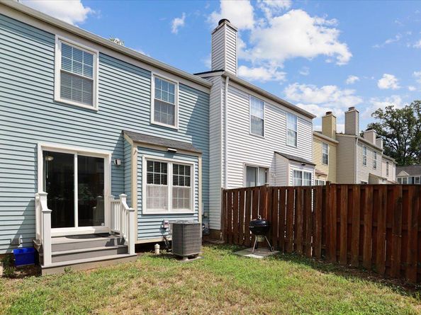 2984 Braxton Wood Court, Fairfax VA 22031