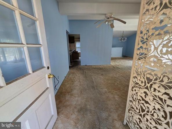 916 Hilltop Terrace SE, Washington DC 20019