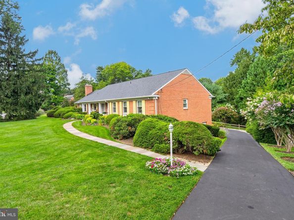 8501 Warde Terrace, Potomac MD 20854
