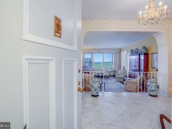 4000 Cathedral Avenue NW 832B, Washington DC 20016