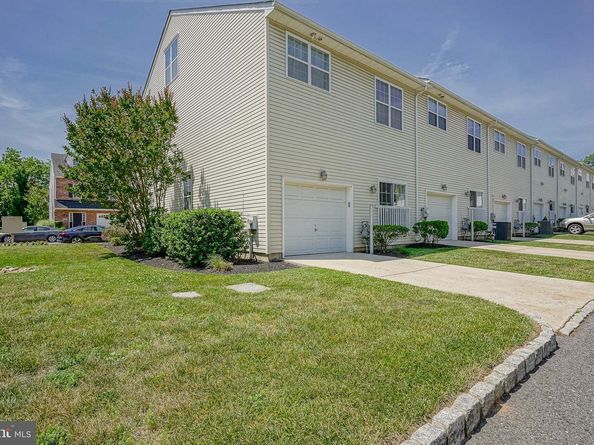 4427 Riverview Lane 48, Philadelphia PA 19129