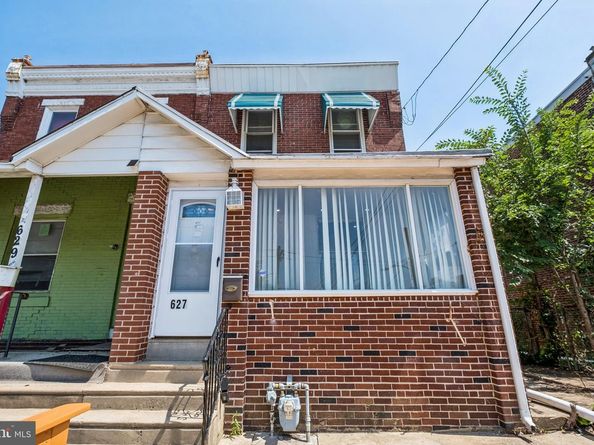 627 Walnut Street, Darby PA 19023