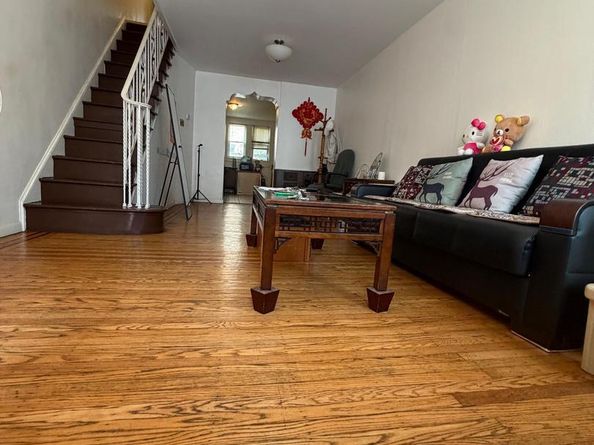 623 Fernon Street, Philadelphia PA 19148