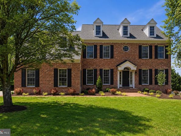 3454 Virginia Oaks Drive, Oakton VA 22124