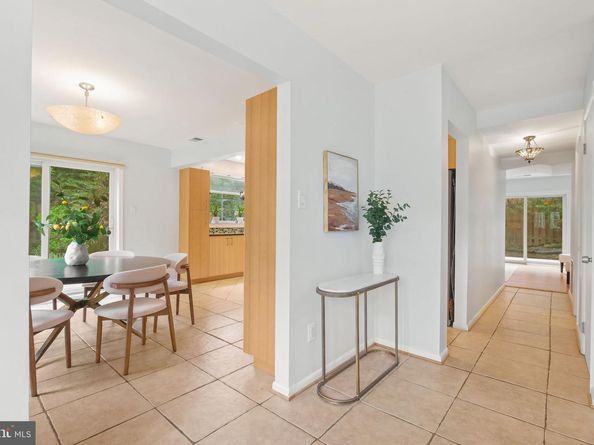 9528 Starmont Road, Bethesda MD 20817