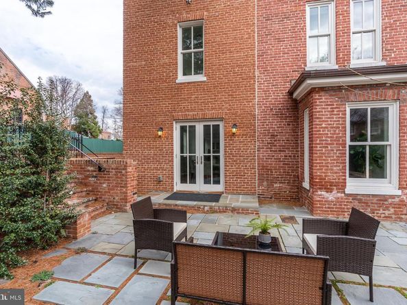 2715 N Street NW, Washington DC 20007