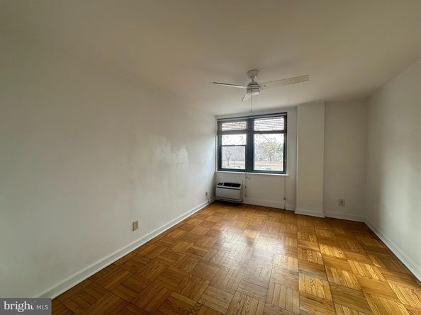 2601 Pennsylvania Avenue 109, Philadelphia PA 19130