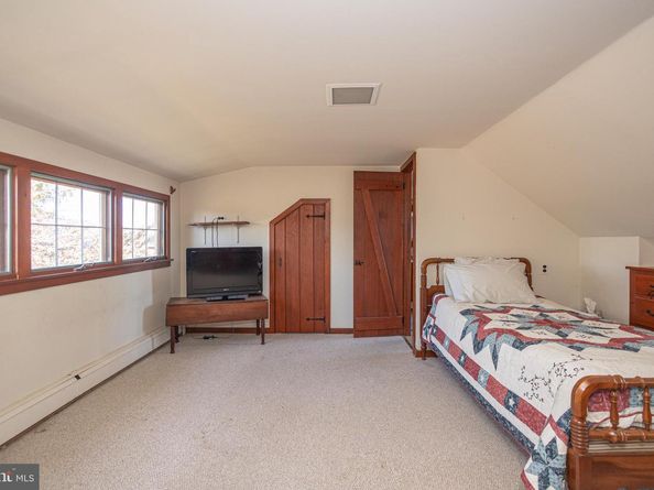 2209 Swamp Road, Furlong PA 18925