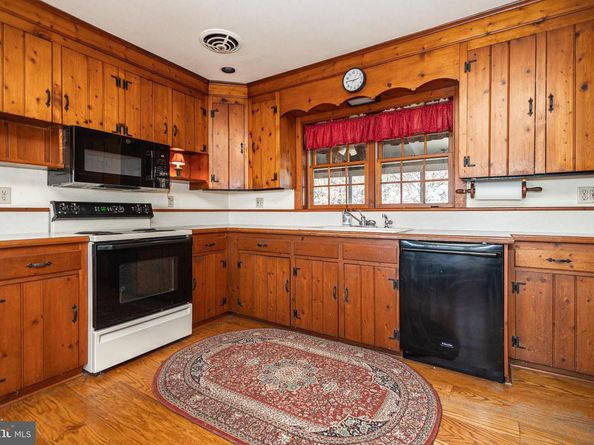 2209 Swamp Road, Furlong PA 18925