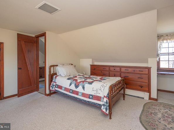 2209 Swamp Road, Furlong PA 18925