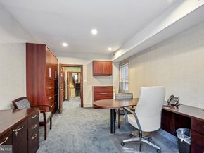 1710 Locust Street, Philadelphia PA 19103