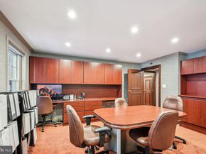 1710 Locust Street, Philadelphia PA 19103