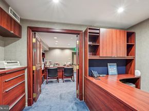 1710 Locust Street, Philadelphia PA 19103