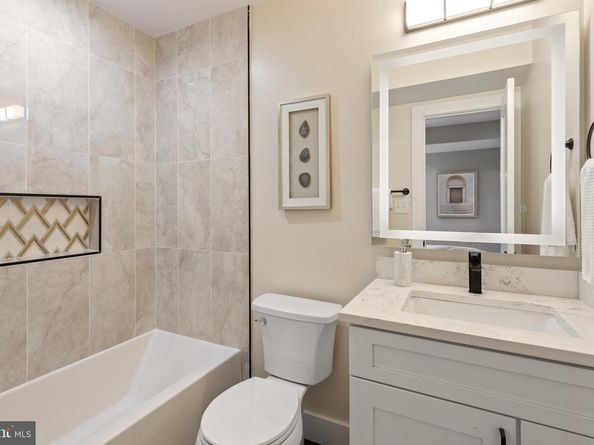 213 Bates Street NW 1, Washington DC 20001