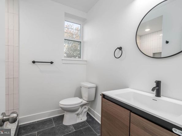 1401 S 13TH Street, Philadelphia PA 19147