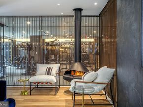 255 W. Falls Station Boulevard PH9, Falls Church VA 22046