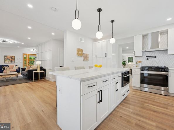 100 Radnor Ave, Villanova PA 19085
