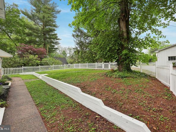 100 Radnor Ave, Villanova PA 19085