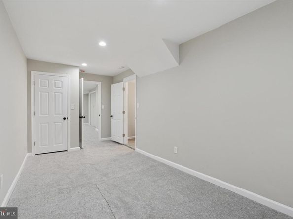 5904 N 7TH Street, Philadelphia PA 19120