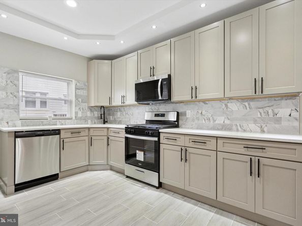 5904 N 7TH Street, Philadelphia PA 19120