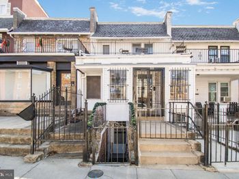 222 Upshur Street NW