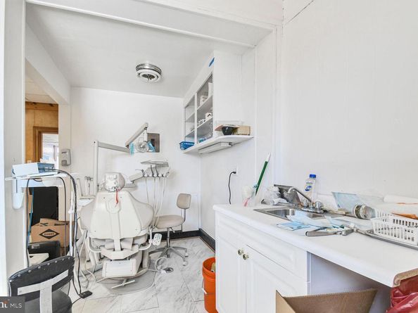 222 Upshur Street NW, Washington DC 20011