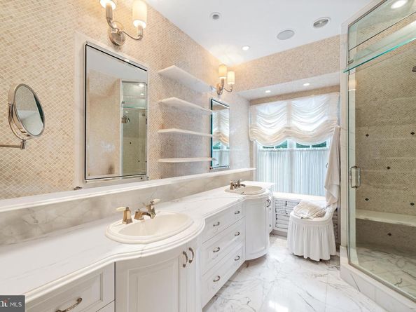 726 John Barry Drive, Bryn Mawr PA 19010