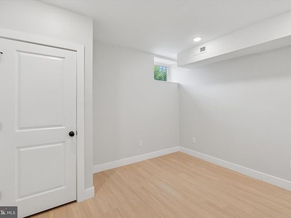 518 W Susquehanna Avenue, Philadelphia PA 19122