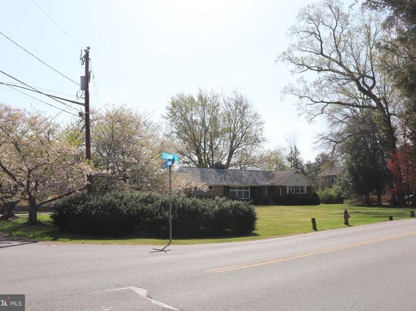 2831 Cedar Lane, Vienna VA 22180