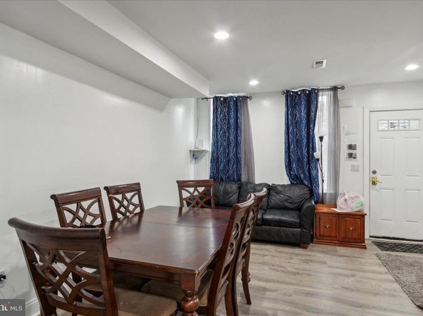 1557 N 9TH Street, Philadelphia PA 19122