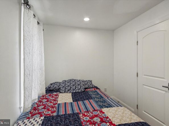 1557 N 9TH Street, Philadelphia PA 19122